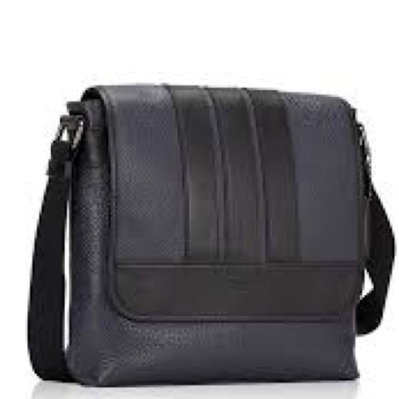 Coach Messenger Bag Excellent Used Condition (Black And Charcoal Color)